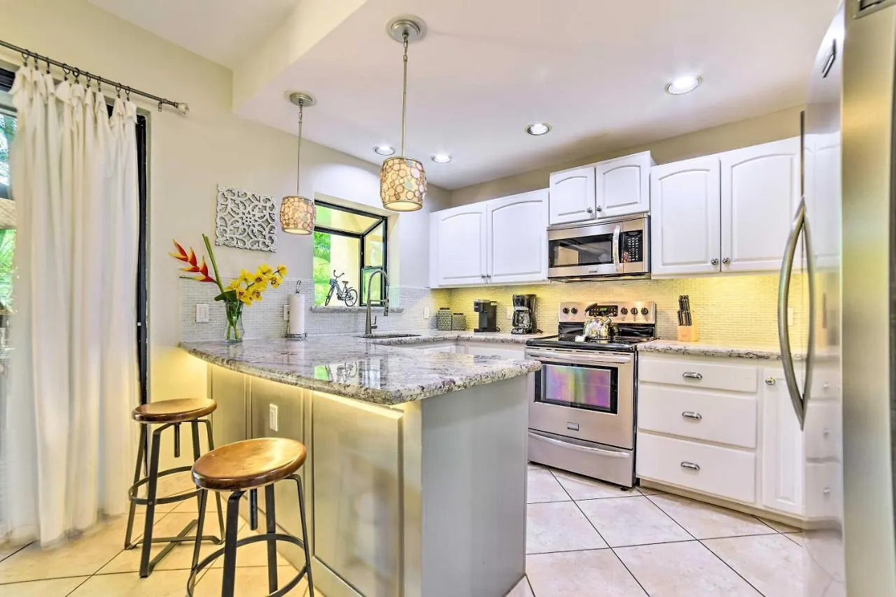 Apartment Bright And Airy Lahaina Condo - Walk To Beach! Kahana
