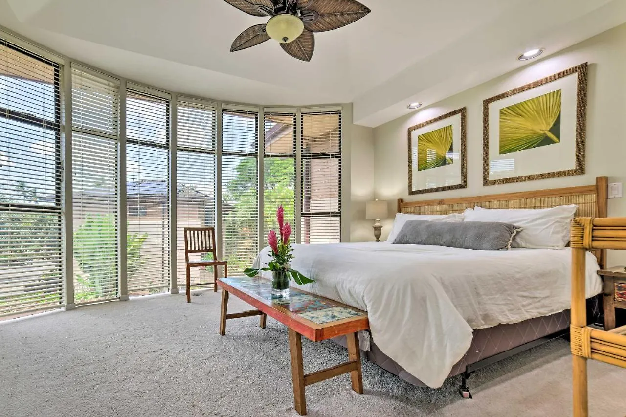 Bright And Airy Lahaina Condo - Walk To Beach! Kahana