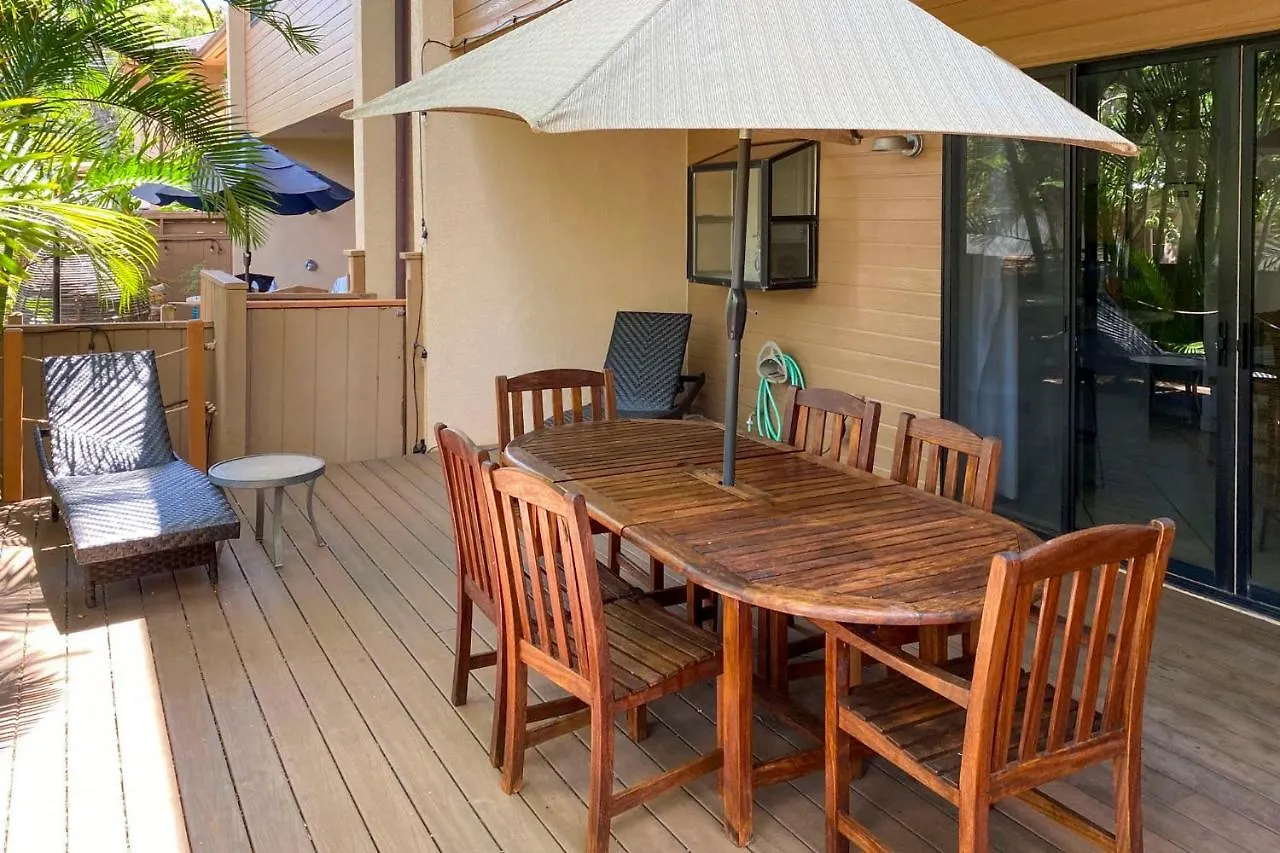 Bright And Airy Lahaina Condo - Walk To Beach! Kahana